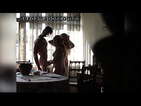 ❤️ Секс друзі запрошують гіганта і втрьох з ним Порно у нас uk.nudexxx.ru ❌️❤